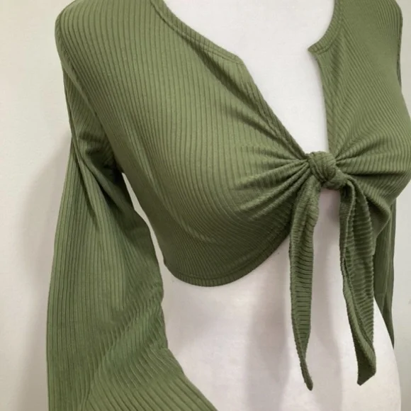 Longsleeve crop top size small - Picture 2 of 4